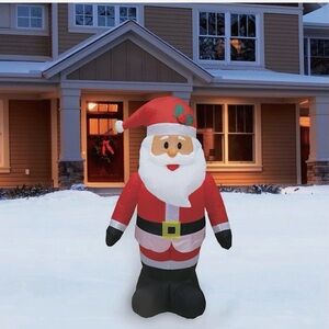 Gemmy SANTA 4ft Tall Lighted LED Airblown Christmas Inflatable Lights Up